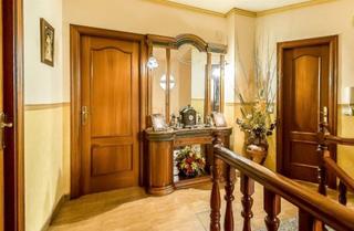 Chalet en San Gonzalo. Chalet en venta en barrio san josé, 4 dormitorios.