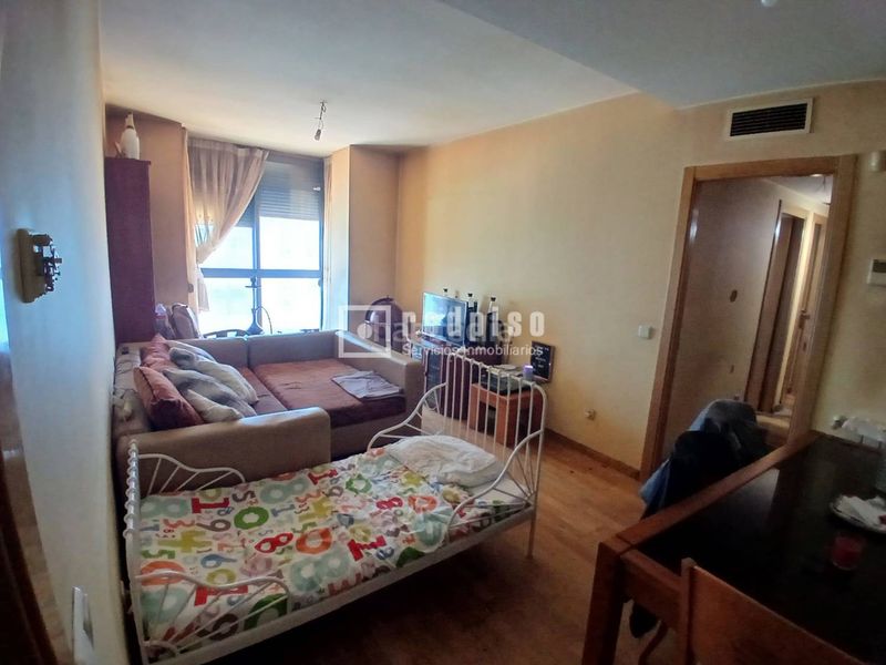 Foto bb173794-3e1e-43dc-89a5-b58fbc4bba84. Pis amb aparcament piscina a Lucero Madrid