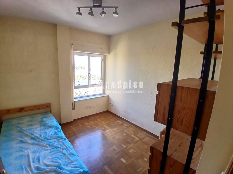 Foto 57ac85ff-f022-4add-9f52-e6bbd899aaba. Rent flat with heating in Lucero Madrid
