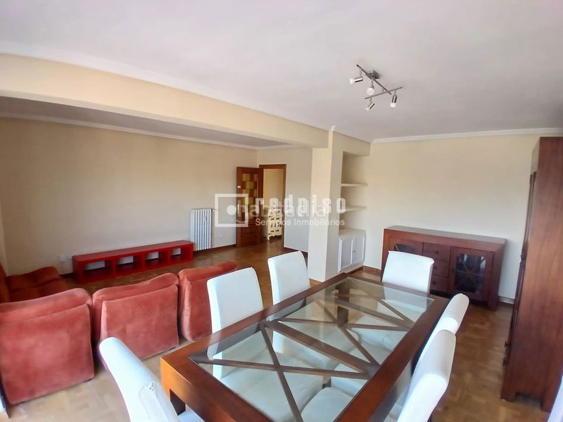 Foto 828b3468-0547-4c67-a1c9-318f28c1a434. Rent flat with heating in Lucero Madrid