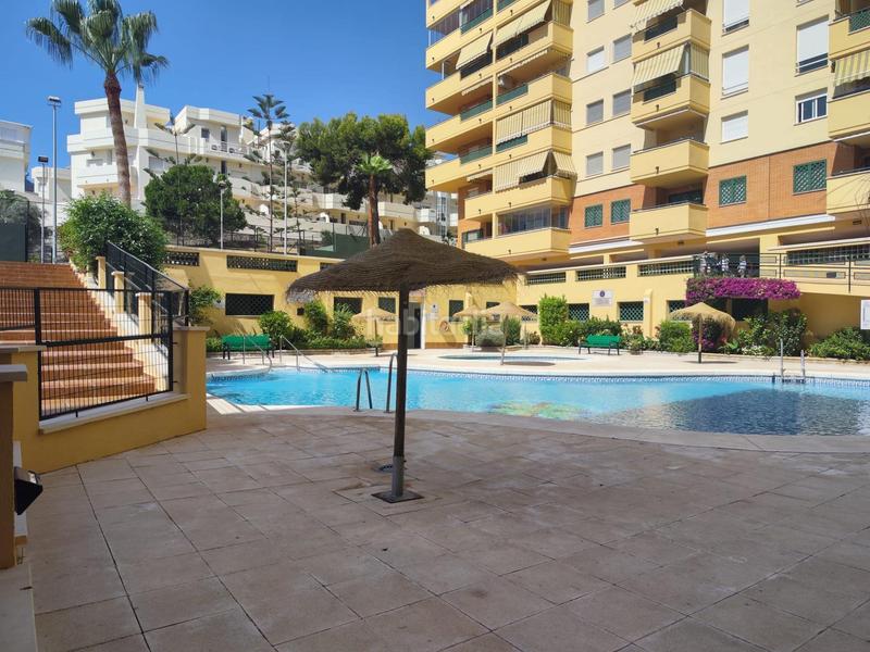 Foto f5a82c7f-6106-4946-99d5-4ea885516632. Alquiler piso  de dos dormitorios en torreblanca en Fuengirola