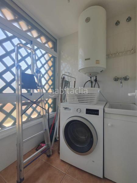 Foto 9a4c546d-1c06-4930-8393-eddea13cf8c1. Rent flat with parking pool in Torreblanca del Sol Fuengirola