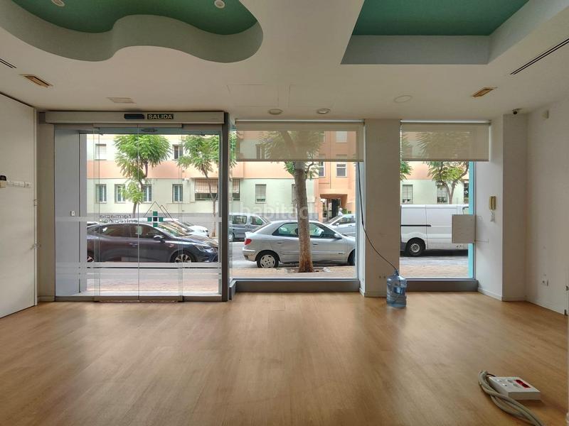 Foto 703f249c-ea63-45a1-a82c-bb981fb0ec2c. Local comercial a El Pinillo Torremolinos