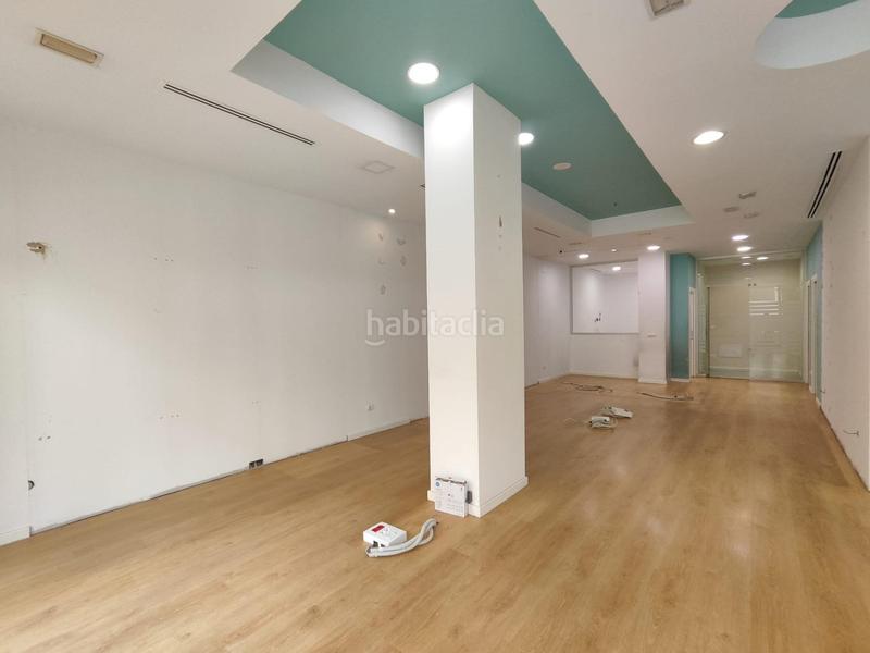 Foto a44a9ec9-85a9-41f4-beec-815061dbeaca. Local comercial a El Pinillo Torremolinos