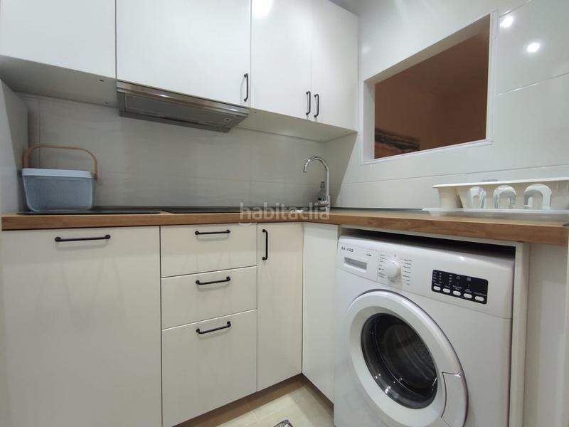 Foto 1ff0e970-9c3a-4301-bbe5-d89506ceef75. Alquiler apartamento precioso apartamento en capuchinos, por 900 en Málaga