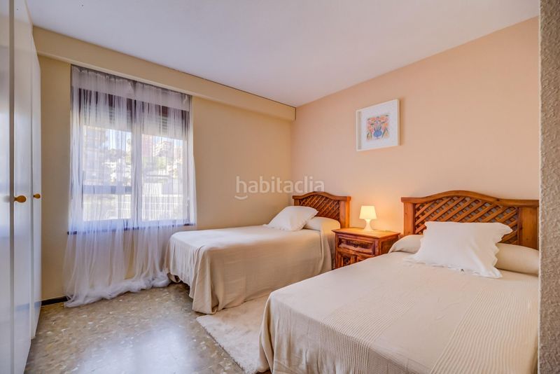 Foto 51294de4-ff6b-4af0-a829-946883959745. Pis amb aparcament piscina a Playamar - Benyamina Torremolinos
