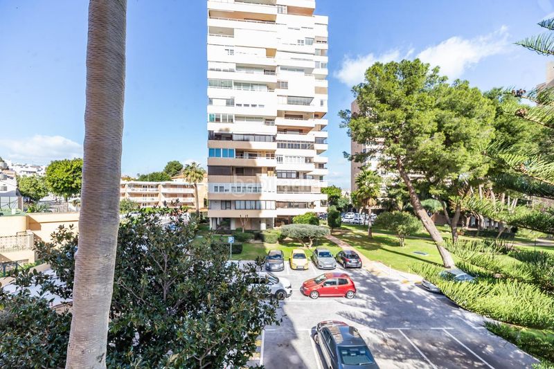 Foto 7a60b00e-2420-4416-a2a8-06dc50eed5b8. Pis amb aparcament piscina a Playamar - Benyamina Torremolinos