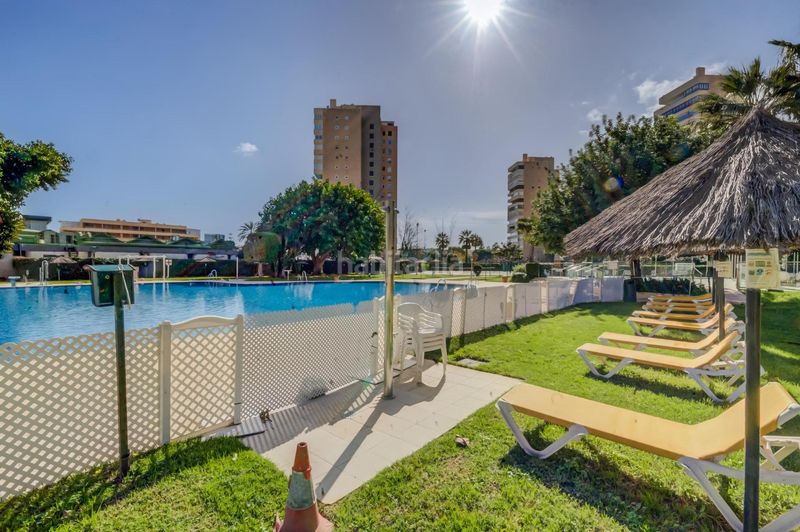 Foto bb3833ca-c0f4-47d8-ab1a-afe4d252fa48. Pis amb aparcament piscina a Playamar - Benyamina Torremolinos