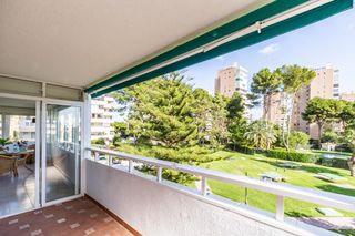 Pis  Calle periodista julio amado. Piso en venta en las torres de playamar torremolinos