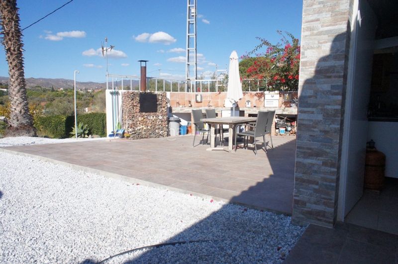 Foto 620a23fb-5853-433a-a84d-3f2c50e14459. Finca rústica a Campanillas Málaga