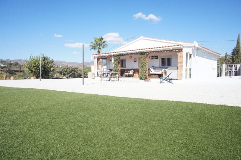 Foto d3a6274f-7407-47a8-83bf-155a175f5c1f. Finca rústica a Campanillas Málaga