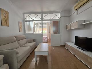 Miete Appartement in Manantiales-Estación de Autobuses. Moderno apartamento en el corazón de torremolinos por 850mes