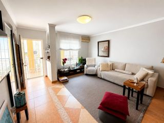 Appartamento  Calle calle gran cardenal. Piso de 2 dormitorios y 2 baños junto a plaza federico garcía lo