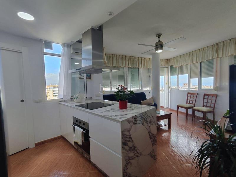 Foto 118f6096-9877-483b-9e86-5974919272a0. Alquiler piso magnifico piso con vistas a la bahía. vivienda en alquiler de septiembre a junio en Torremolinos