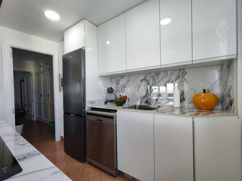 Foto 6e754142-3a17-444f-a4c0-2ee2688c4924. Alquiler piso magnifico piso con vistas a la bahía. vivienda en alquiler de septiembre a junio en Torremolinos