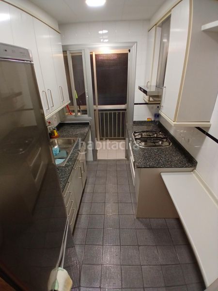 Foto af100728-0d37-4949-aeb2-4dac432fa9db. Piso en La Sagrera Barcelona