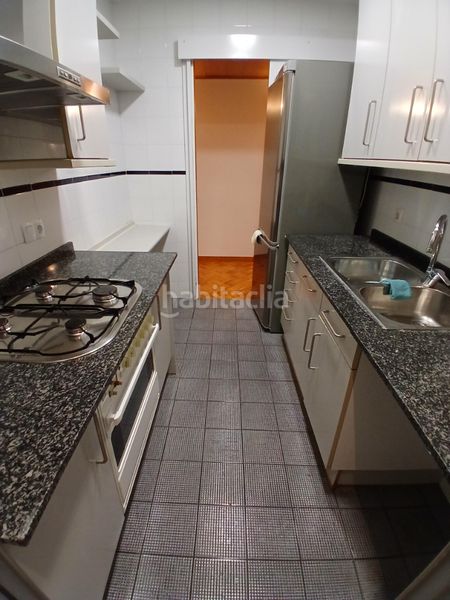Foto bdc3b94e-3069-45b5-96b4-3b0516d92c5f. Piso en La Sagrera Barcelona