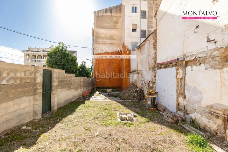 Foto bf17f9a7-a10c-4c99-a4ec-074e875b86dc. Terreno residencial en san miguel 4 solar centrico en Atarfe