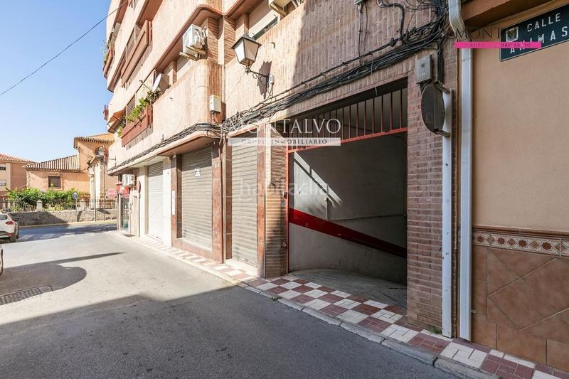 Foto 20bb6d38-3e03-4b16-9191-4d8deb10f8ac. Aparcament cotxe a real 2 a Albolote