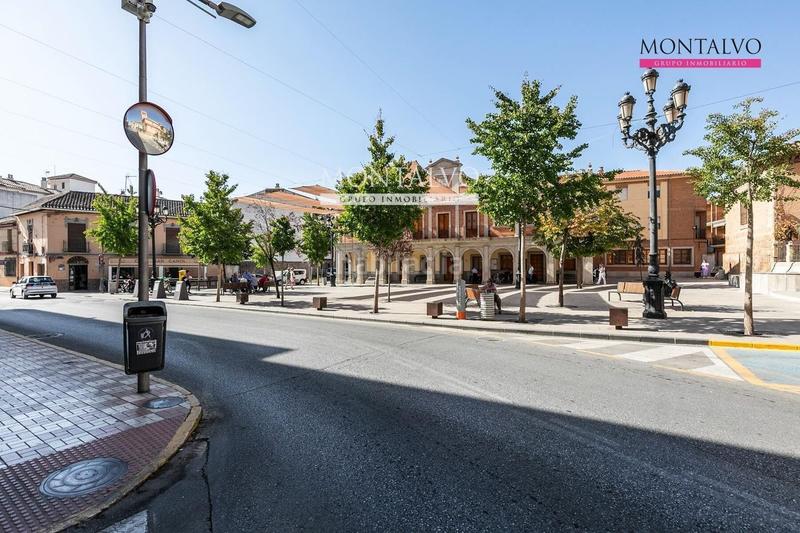 Foto c35ed800-7284-47f5-a11d-3d485503033f. Aparcament cotxe a real 2 a Albolote