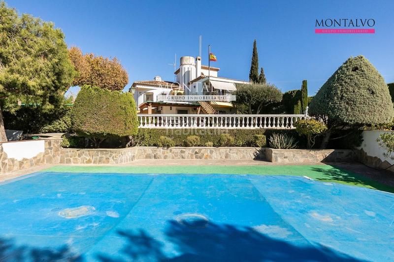 Foto 32d518be-a5c2-4587-9273-4b998d0b38c8. Chalet en río danubio 8 chalet con piscina y encanto natural en urbanización san javier, las gabias en Gabias (Las)