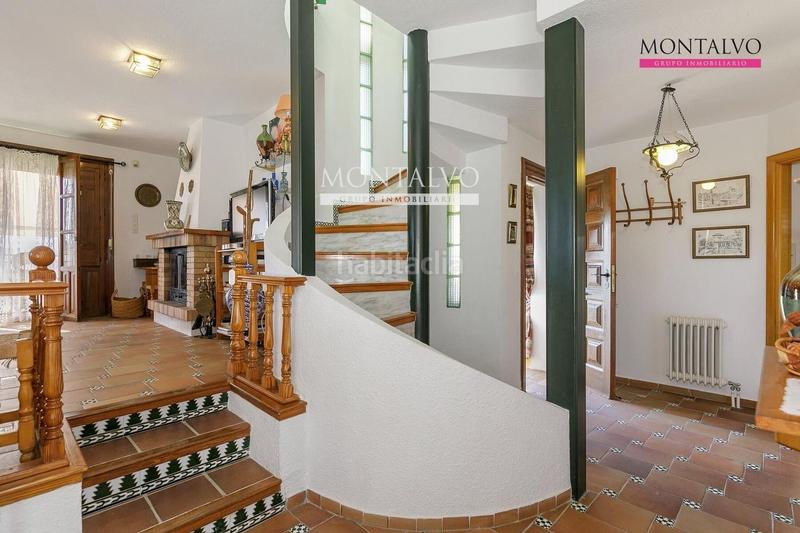Foto a3afe165-7f17-4dcb-834e-343ba80ee030. Chalet en río danubio 8 chalet con piscina y encanto natural en urbanización san javier, las gabias en Gabias (Las)
