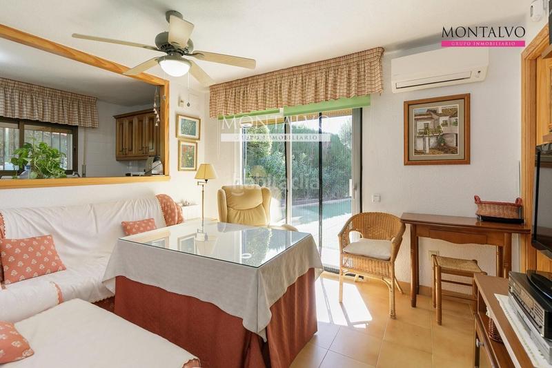 Foto af75cc3c-32d1-4e5e-9b15-5f89ed2c404a. Chalet en río danubio 8 chalet con piscina y encanto natural en urbanización san javier, las gabias en Gabias (Las)