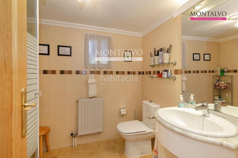 Foto b6951eef-1a5b-4b2f-a191-4e8dff845d90. Chalet en río danubio 8 chalet con piscina y encanto natural en urbanización san javier, las gabias en Gabias (Las)