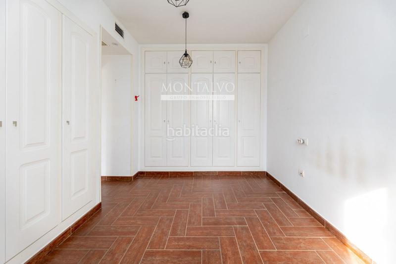 Foto 578d6ca5-3168-4e3d-99fe-50b393a946fe. Dúplex en gardenia (chaparral) 19 oportunidad en el chaparral ! dúplex con salón exterior, gran terraza, doble garaje y trastero en Albolote