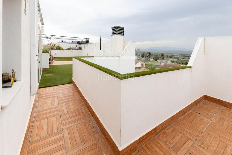 Foto dc6370ab-9a17-4ee6-a4b9-60a1c246ac48. Dúplex en gardenia (chaparral) 19 oportunidad en el chaparral ! dúplex con salón exterior, gran terraza, doble garaje y trastero en Albolote