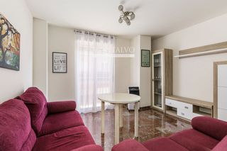 Miete Etagenwohnung in Del ferrocarril 1. Piso amueblado 3dormitorios garaje y trastero en atarfe!