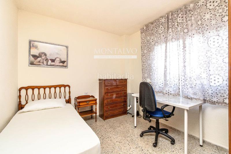 Foto 44d99835-2f88-4aee-a7e4-f29af07c3231. Alquiler piso en dorada 1 piso para estudiantes en la chana 4dormitorios y bien ubicado en Granada