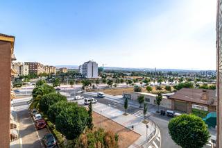 Location Appartement à Dorada 1. Piso para estudiantes en la chana 4dormitorios y bien ubicado