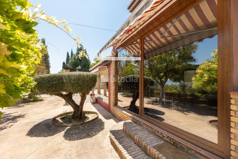 Foto 024b0187-5a11-4b85-a540-7fba38dd6b64. Chalet en rio navia 19 espacio, luz y piscina tu nuevo hogar en Gabias (Las)