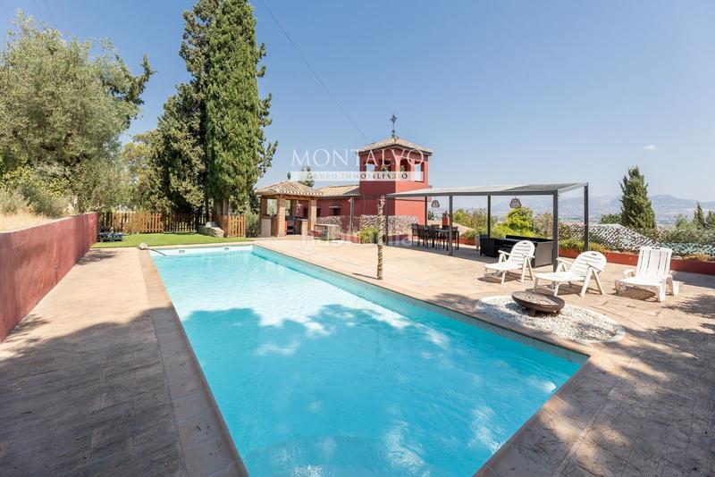 Foto 9815dc6a-517c-456d-9009-402da363808b. Chalet en rio navia 19 espacio, luz y piscina tu nuevo hogar en Gabias (Las)