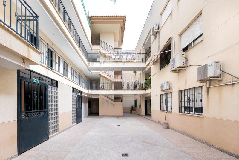 Foto f1b205e0-64e7-43a5-b415-62f558c2ae1b. Piso en cedazos 50 tu nuevo hogar te está esperando! en Atarfe
