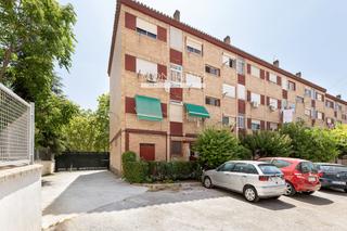 Location Appartement à Luz casanova 5. Piso amplio de 4 dormitorios en luz casanova
