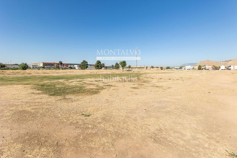 Foto 35721954-8cd3-48cc-98bb-61f05cbc114f. Landgut in maestro antonio ramos 43 in Atarfe