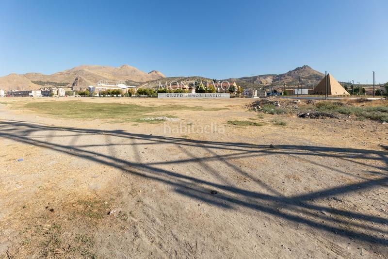 Foto cece6b68-dee6-48a0-96a2-a893980ce749. Landgut in maestro antonio ramos 43 in Atarfe