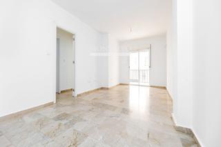 Appartement  Andalucia 3. Piso en la avenida principal de atarfe con patio y terraza