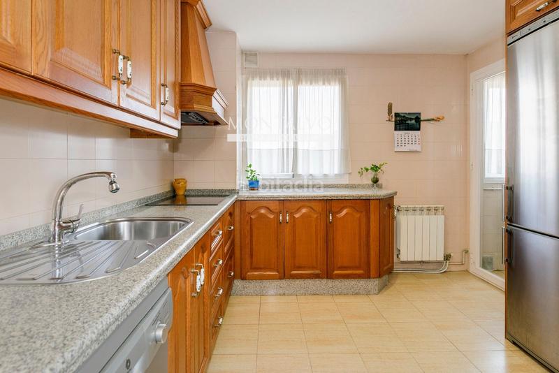 Foto 4e463670-0122-472c-b23f-0b89f5b55560. Pis a antonia merced 11 a Angustias - Chana - Encina Granada