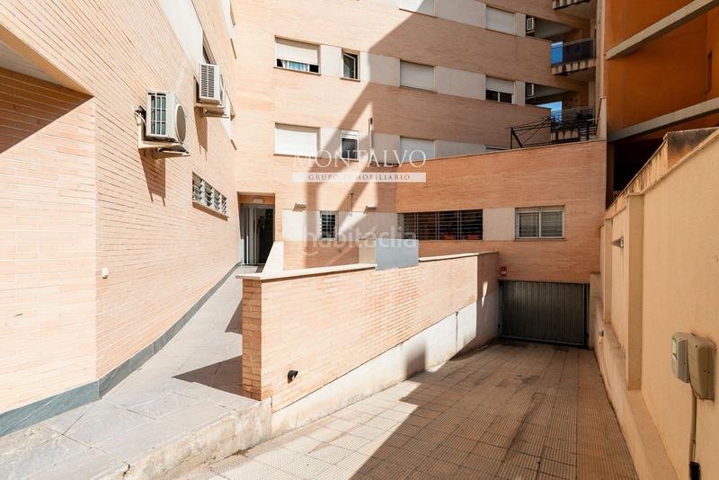 Foto 7a79c555-8d16-4661-a474-e28f6056f1af. Pis a antonia merced 11 a Angustias - Chana - Encina Granada