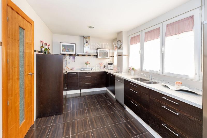 Foto b8b39b65-0164-4311-906d-7382ced944e5. Appartamento in santa ana 26 in Atarfe