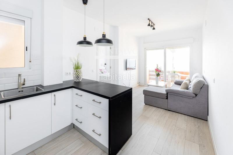 Foto 09f82f64-1e8e-4867-b6e2-26153cc120d3. Piso en batel 7 oportunidad única en primera línea de playa en Torrenueva! en Motril