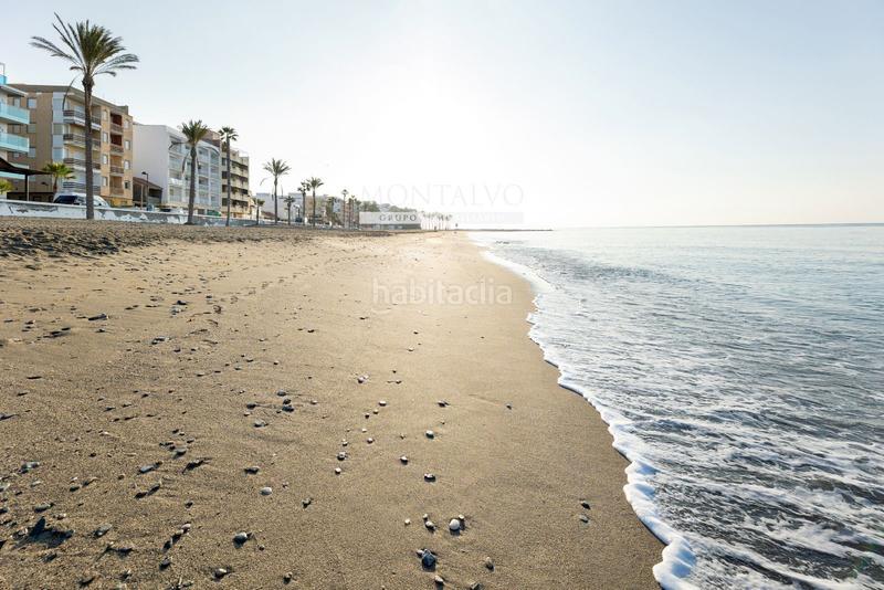 Foto 731bd82e-2dd7-4476-8a53-eb38c70dc292. Piso en batel 7 oportunidad única en primera línea de playa en Torrenueva! en Motril