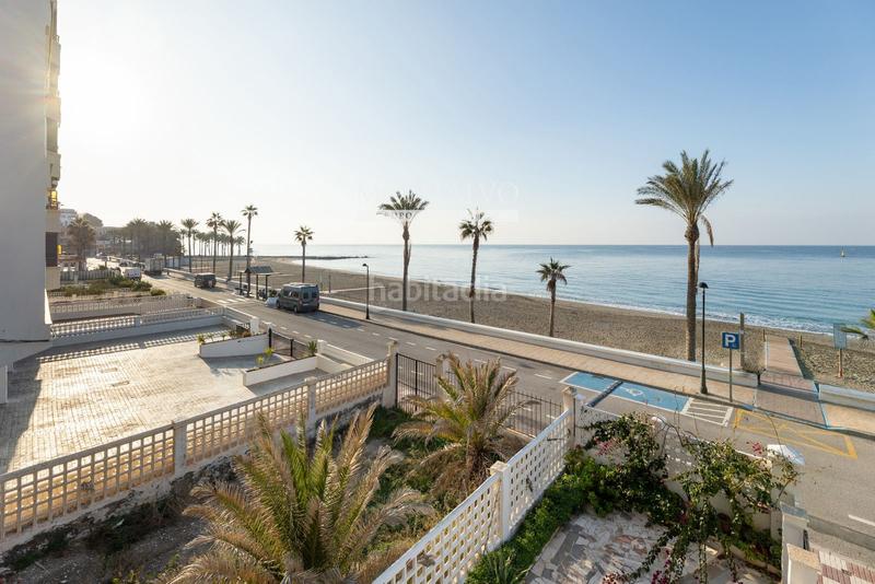 Foto 7f927bed-c628-4ca7-9cd7-0ea2f71d011e. Piso en batel 7 oportunidad única en primera línea de playa en Torrenueva! en Motril