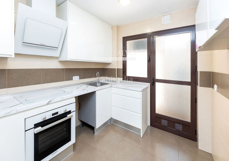 Foto 5f1431d4-33b4-449e-a488-f6035d4de368. Rent flat in Atarfe