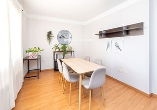 Location Appartement  Doctor jimenez rueda 31. Espectacular piso luminoso con plaza de garaje