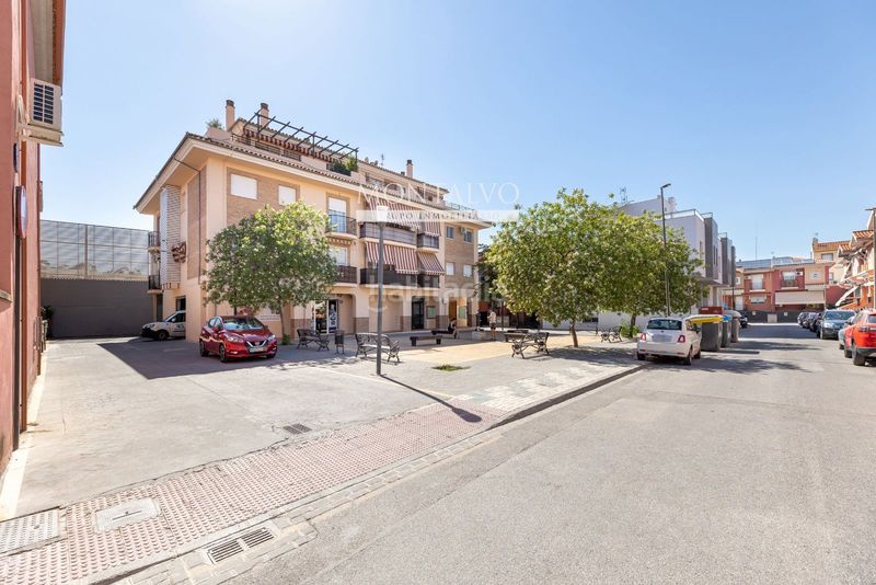 Foto f4fa7848-338d-4b9d-81e0-1b35167718c1. Pis amb calefacció aparcament a Maracena