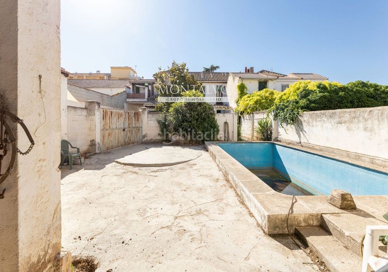 Foto 456b5c75-97e9-4276-a1b2-8a24500f2e60. Casa amb calefacció aparcament piscina a Atarfe